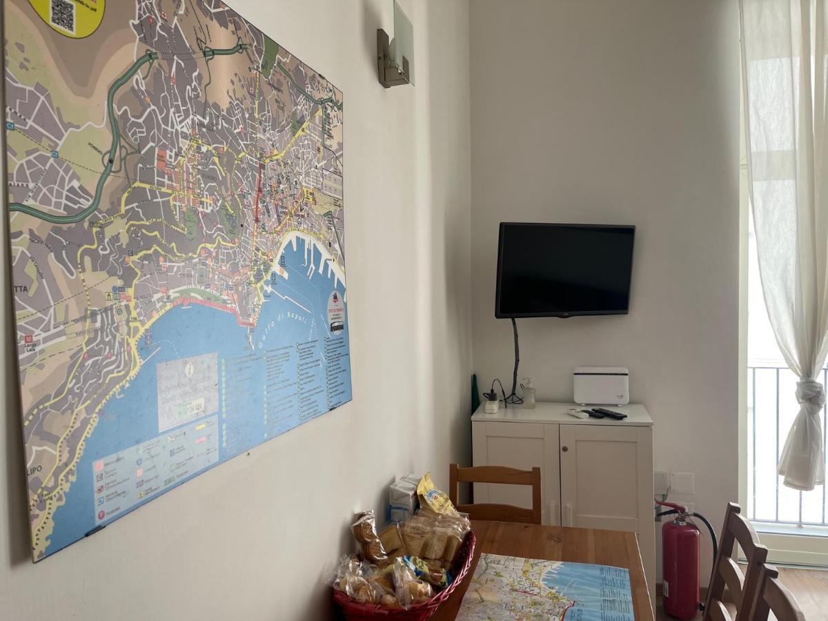 Ale & Tizy House Bed and Breakfast Νάπολη Εξωτερικό φωτογραφία