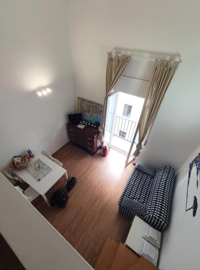 Ale & Tizy House Bed and Breakfast Νάπολη Εξωτερικό φωτογραφία