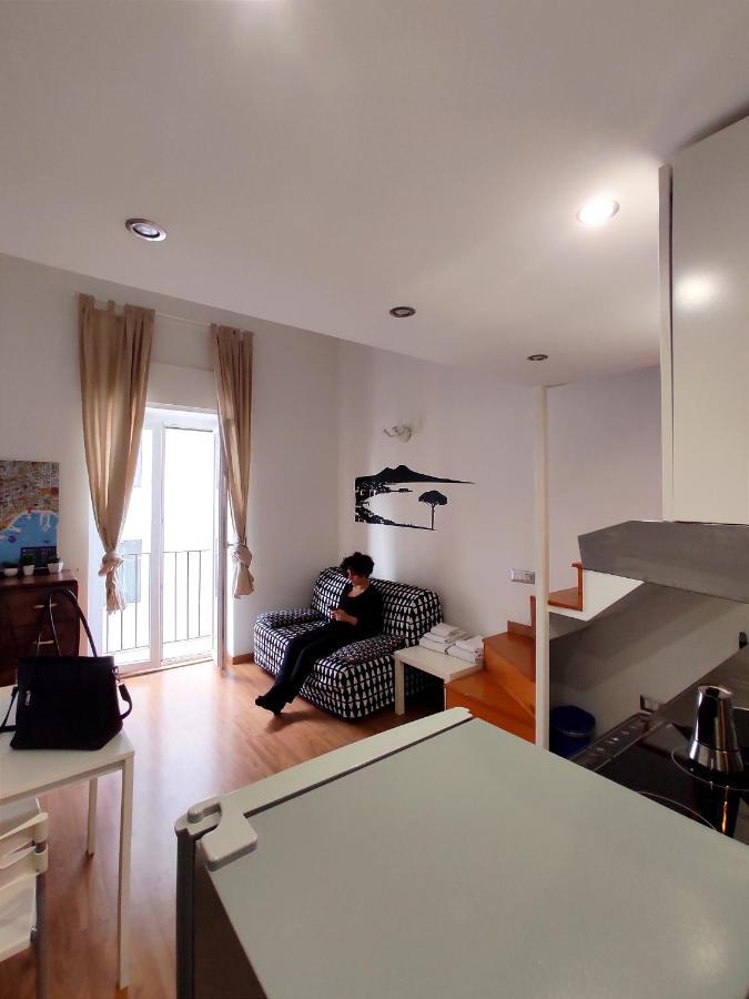 Ale & Tizy House Bed and Breakfast Νάπολη Εξωτερικό φωτογραφία