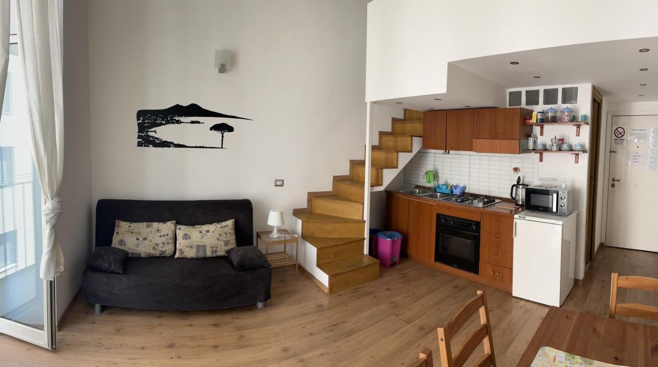Ale & Tizy House Bed and Breakfast Νάπολη Εξωτερικό φωτογραφία