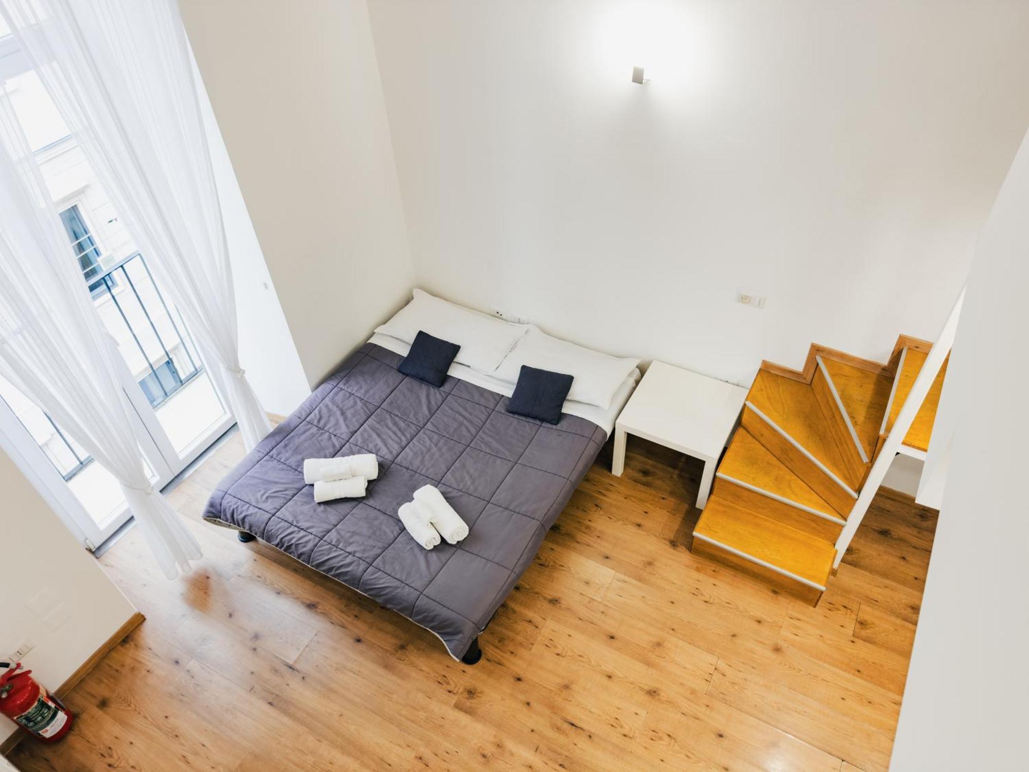 Ale & Tizy House Bed and Breakfast Νάπολη Εξωτερικό φωτογραφία