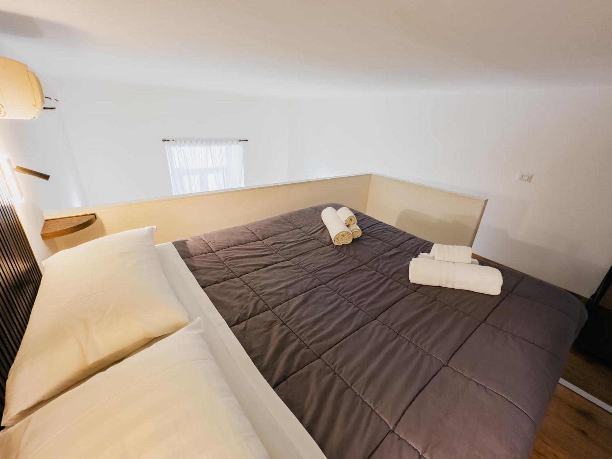 Ale & Tizy House Bed and Breakfast Νάπολη Εξωτερικό φωτογραφία